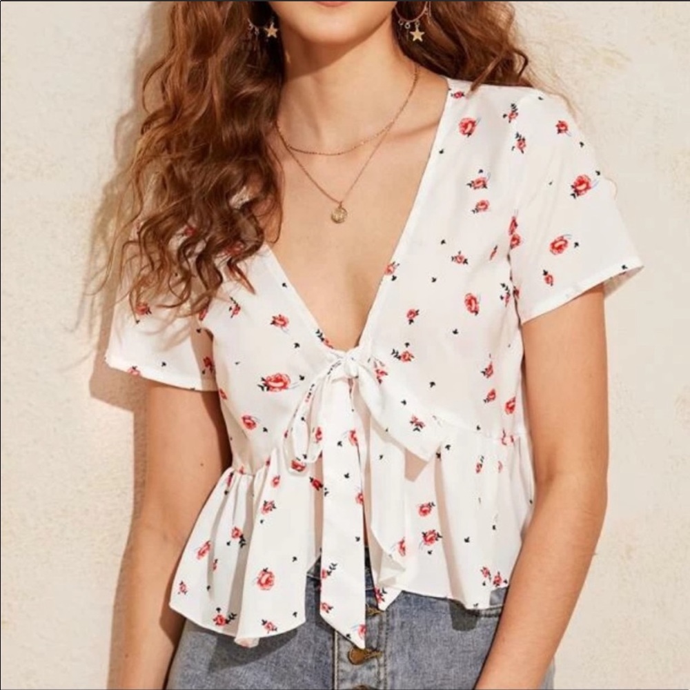 FLORAL SELF-TIE CROPPED SHIRT
